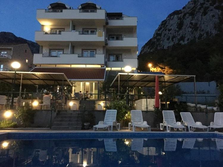 Hotel Lukas 그라다츠 외부 사진