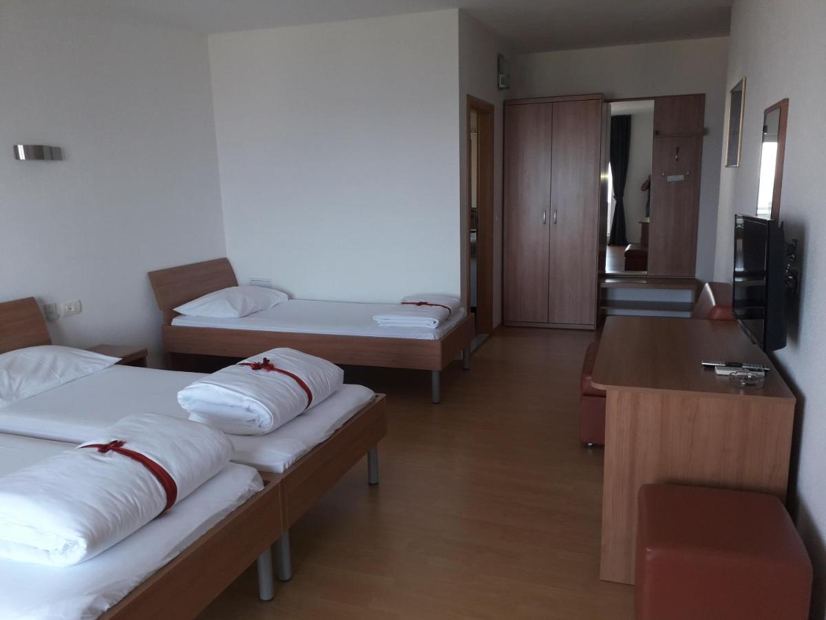 Hotel Lukas 그라다츠 외부 사진